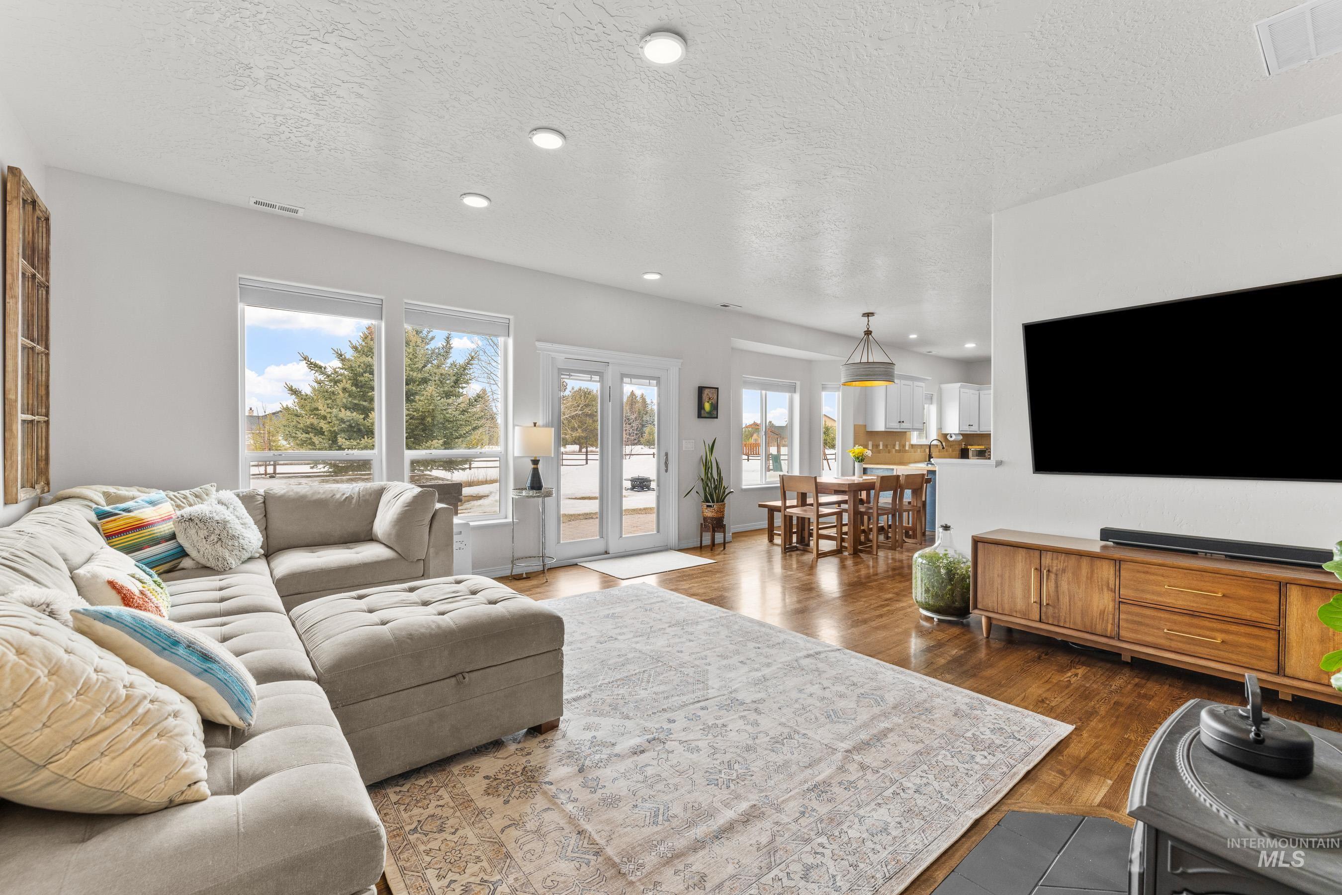 13247 Brookie Rd