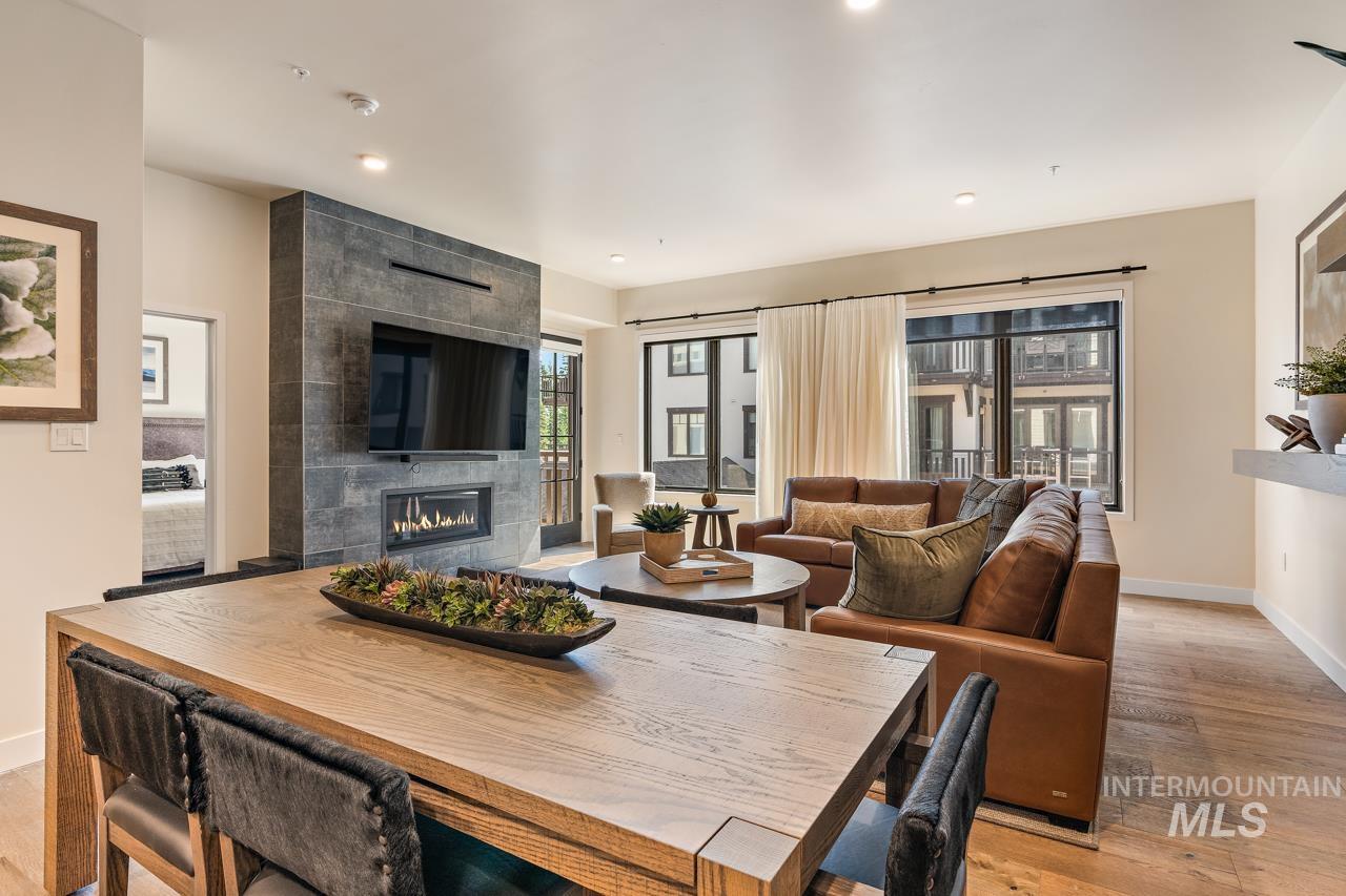 740 Village Drive Unit: 306