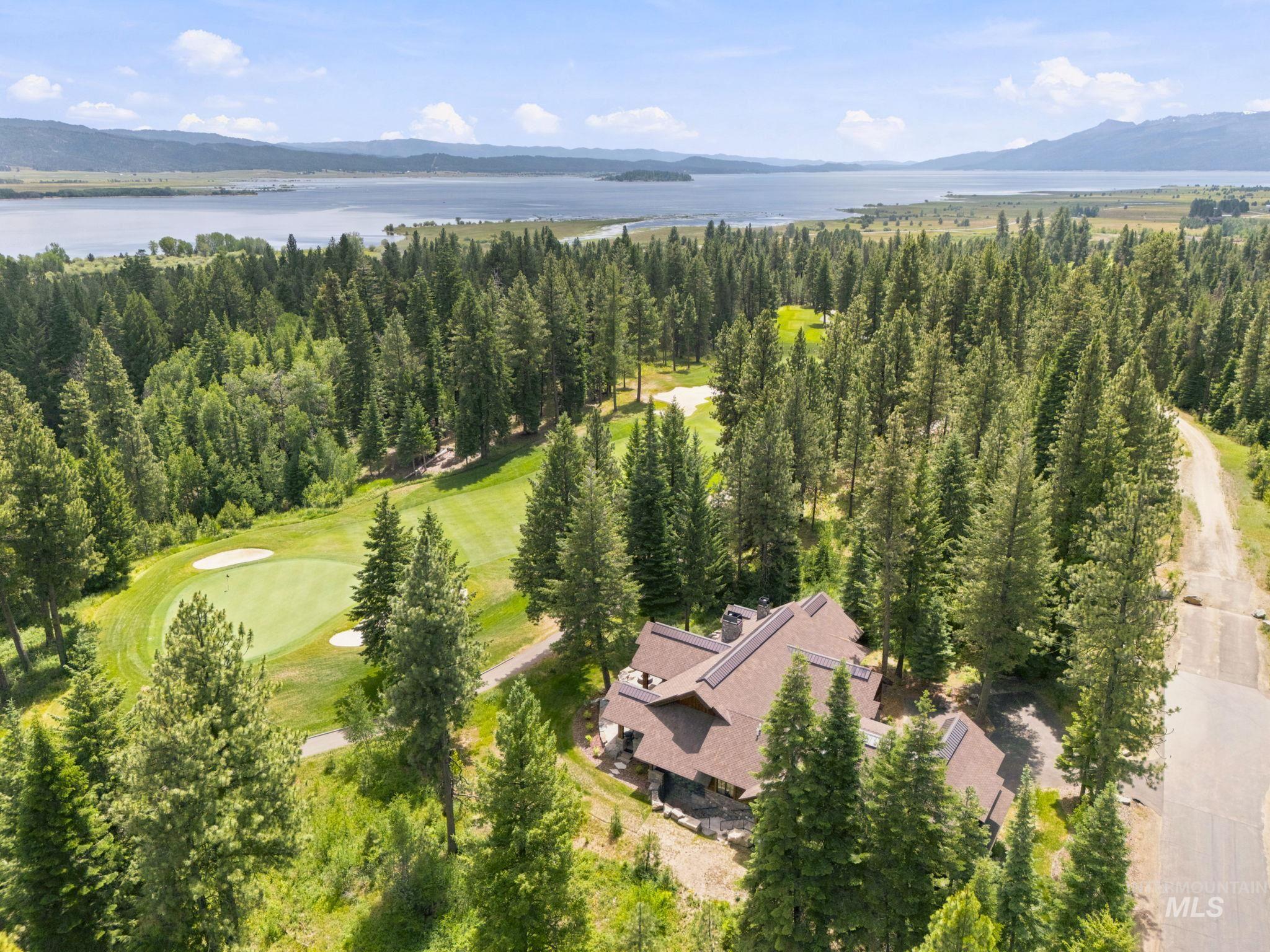 976 Discovery Drive