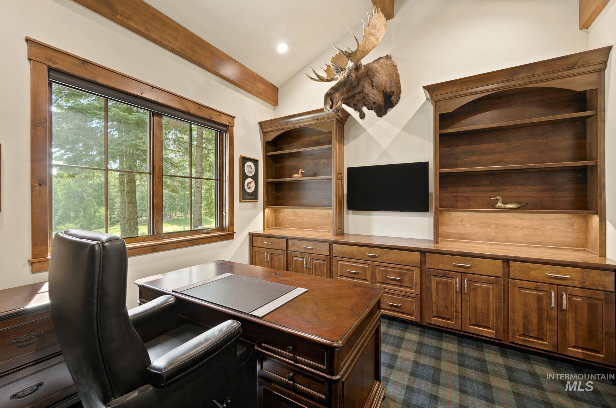 976 Discovery Drive