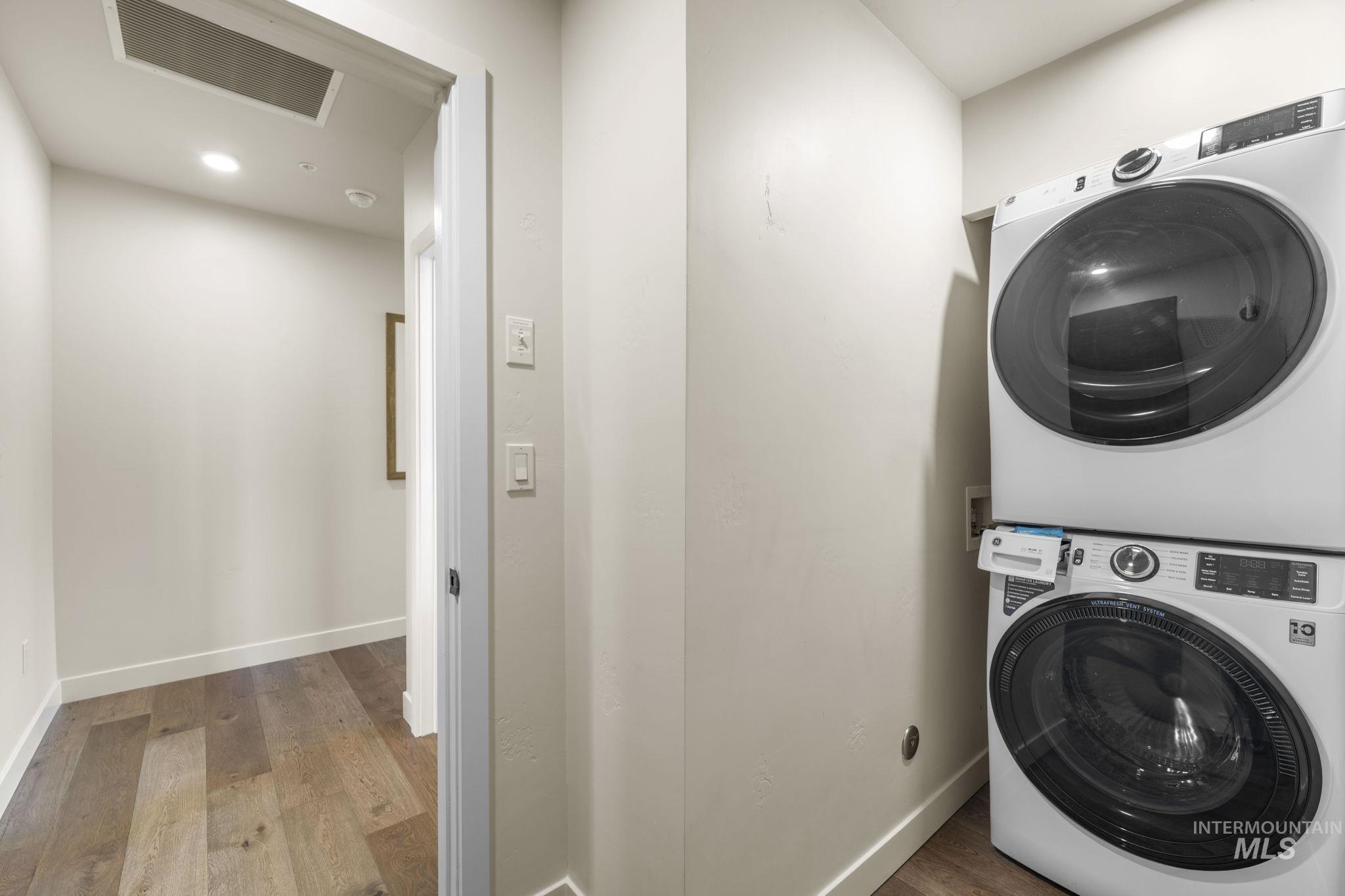 700 Village Dr. Unit: 403