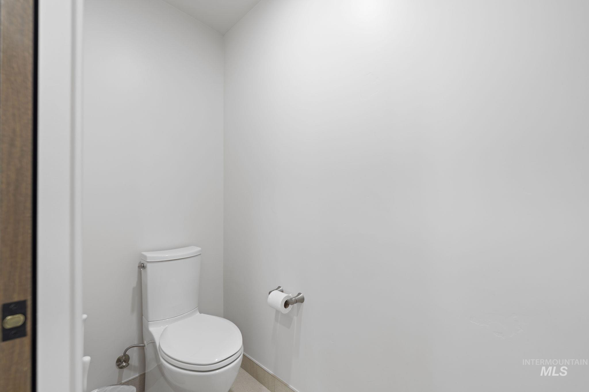 700 Village Dr. Unit: 403