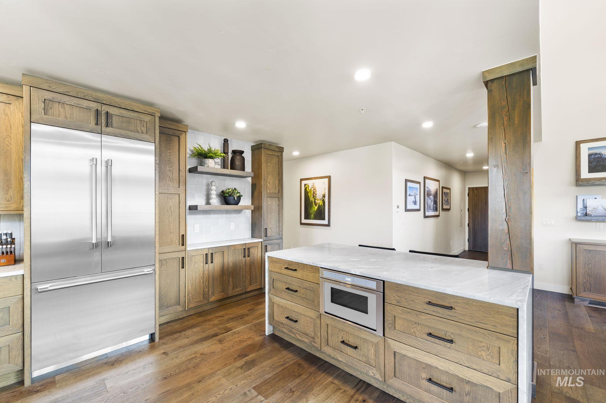 700 Village Dr. Unit: 403