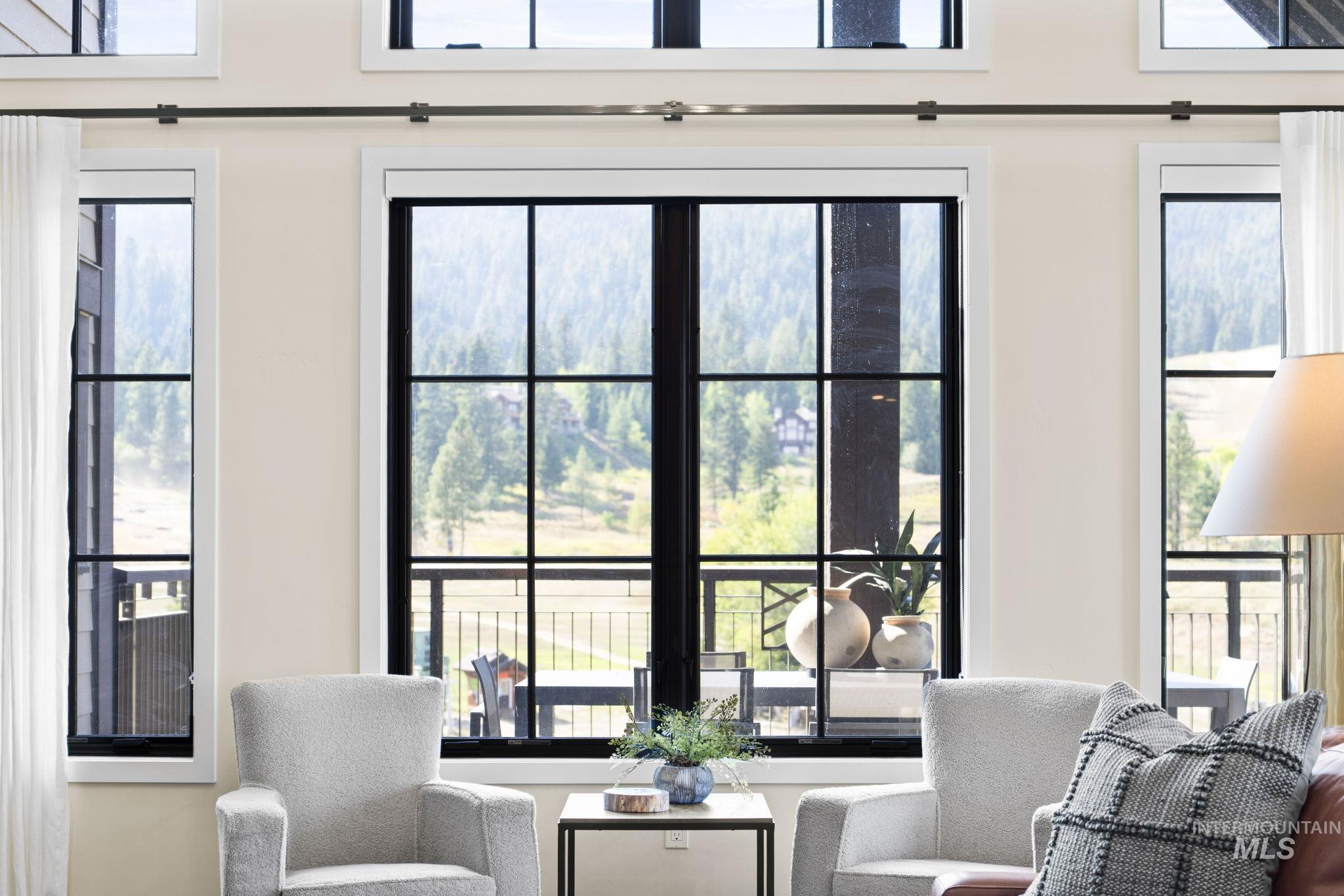 700 Village Dr. Unit: 403