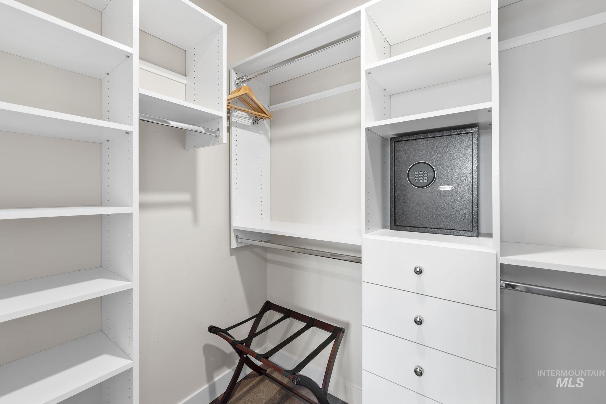 700 Village Dr. Unit: 403