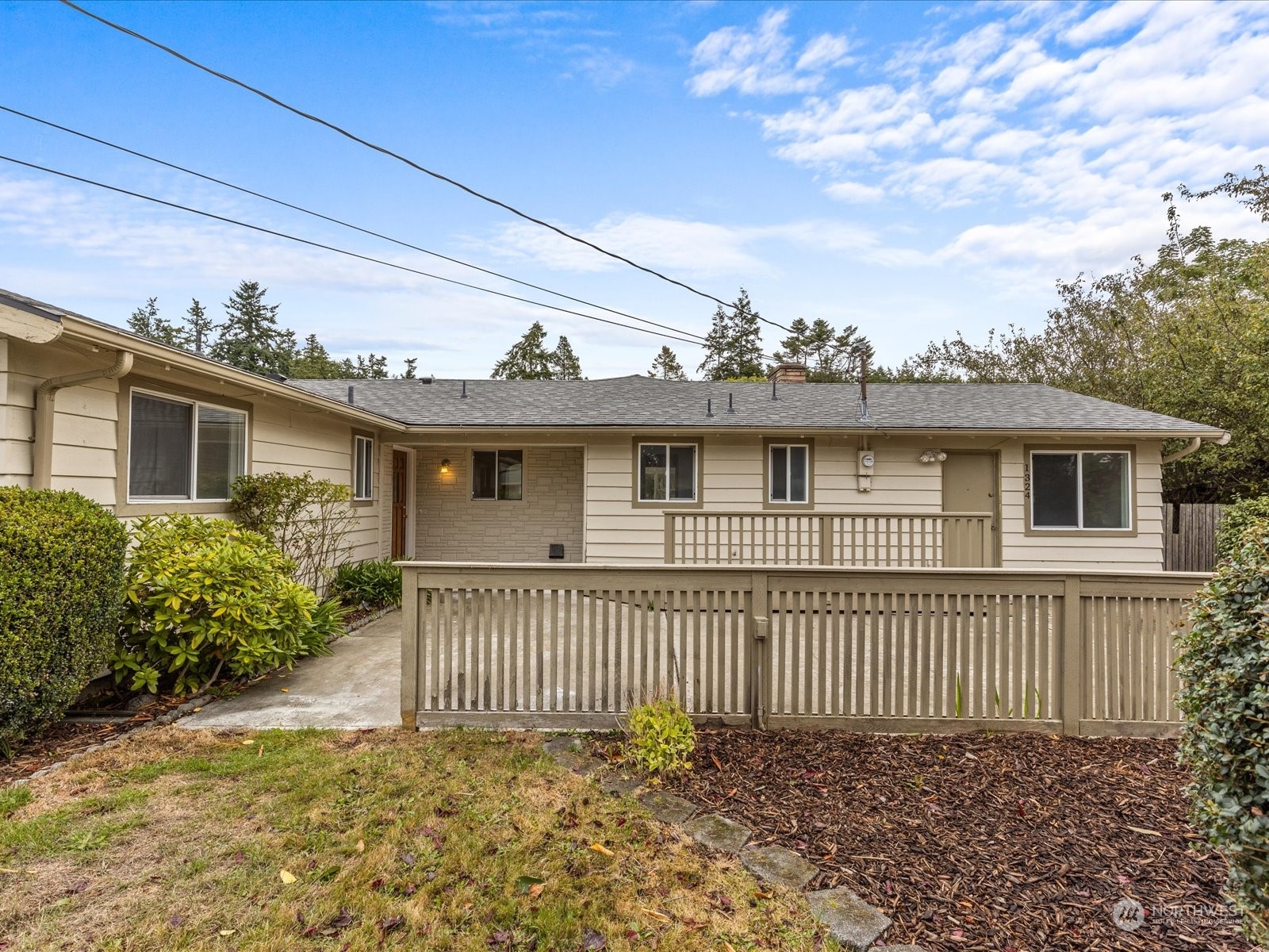 1324 Orchard Loop