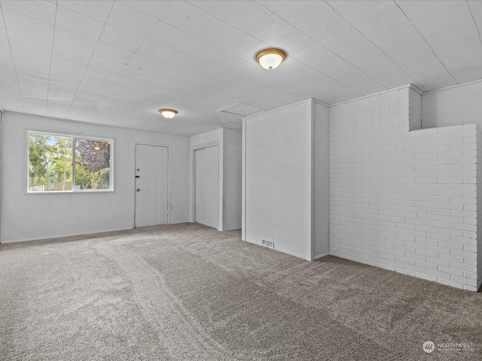 1324 Orchard Loop