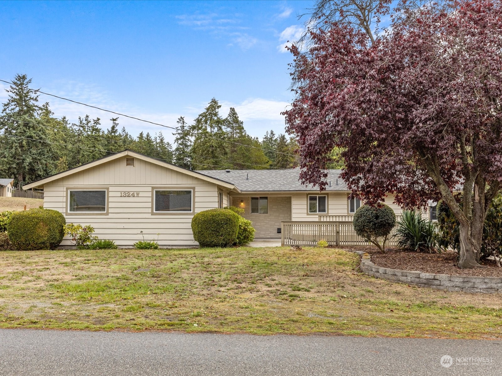 1324 Orchard Loop