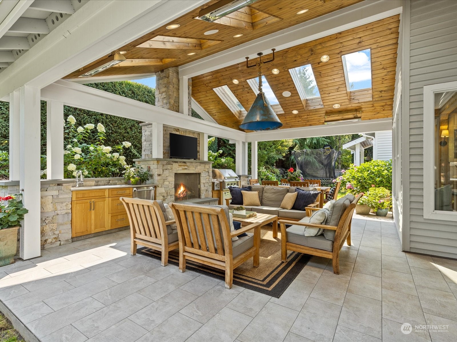 6524 112th Avenue NE