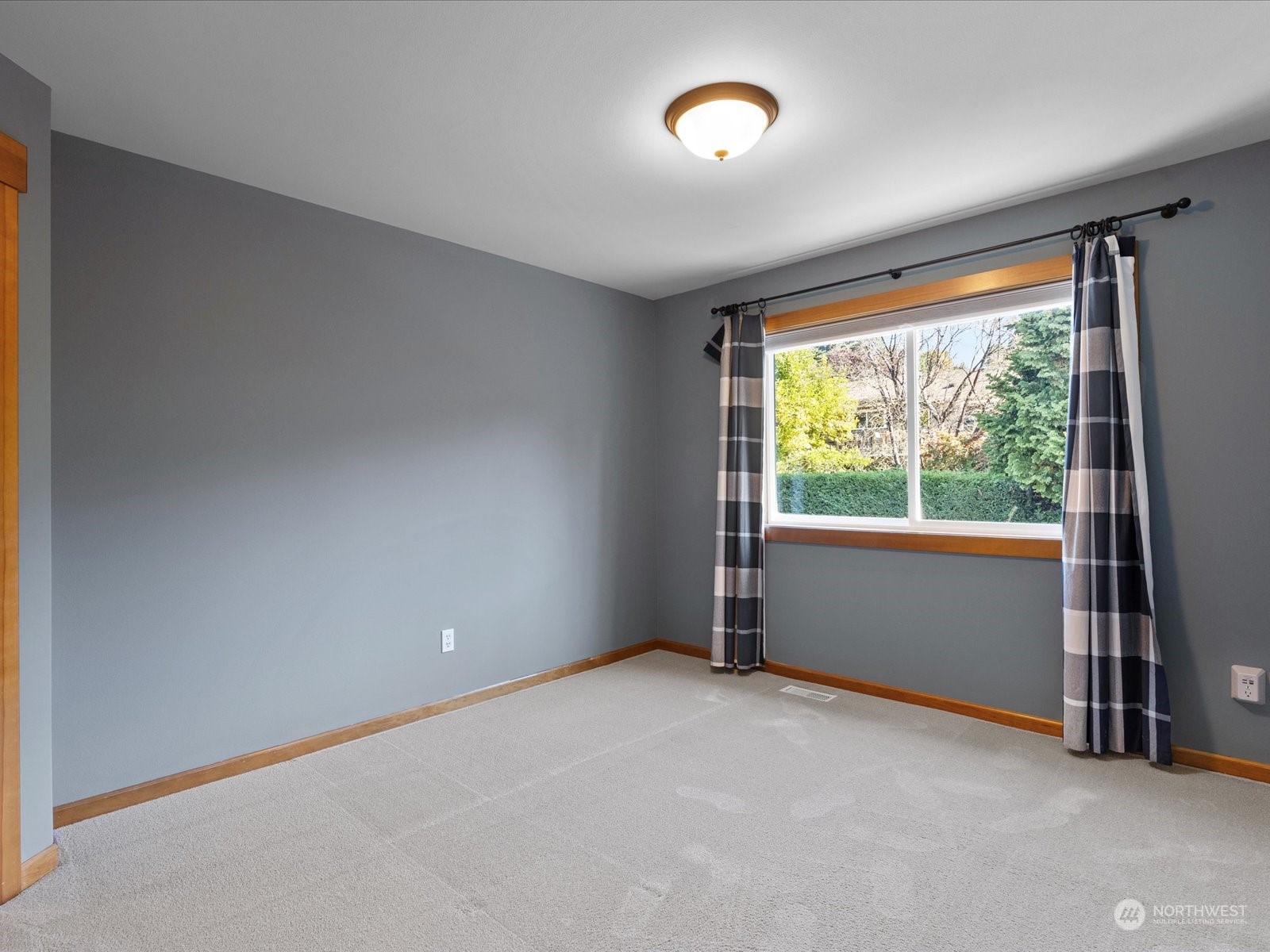 6524 112th Avenue NE