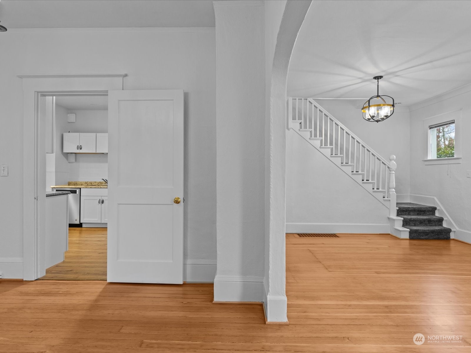 3507 NE 44th Street