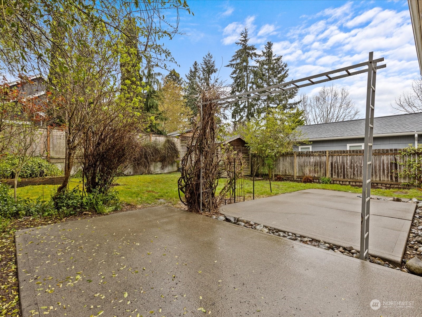 3507 NE 44th Street