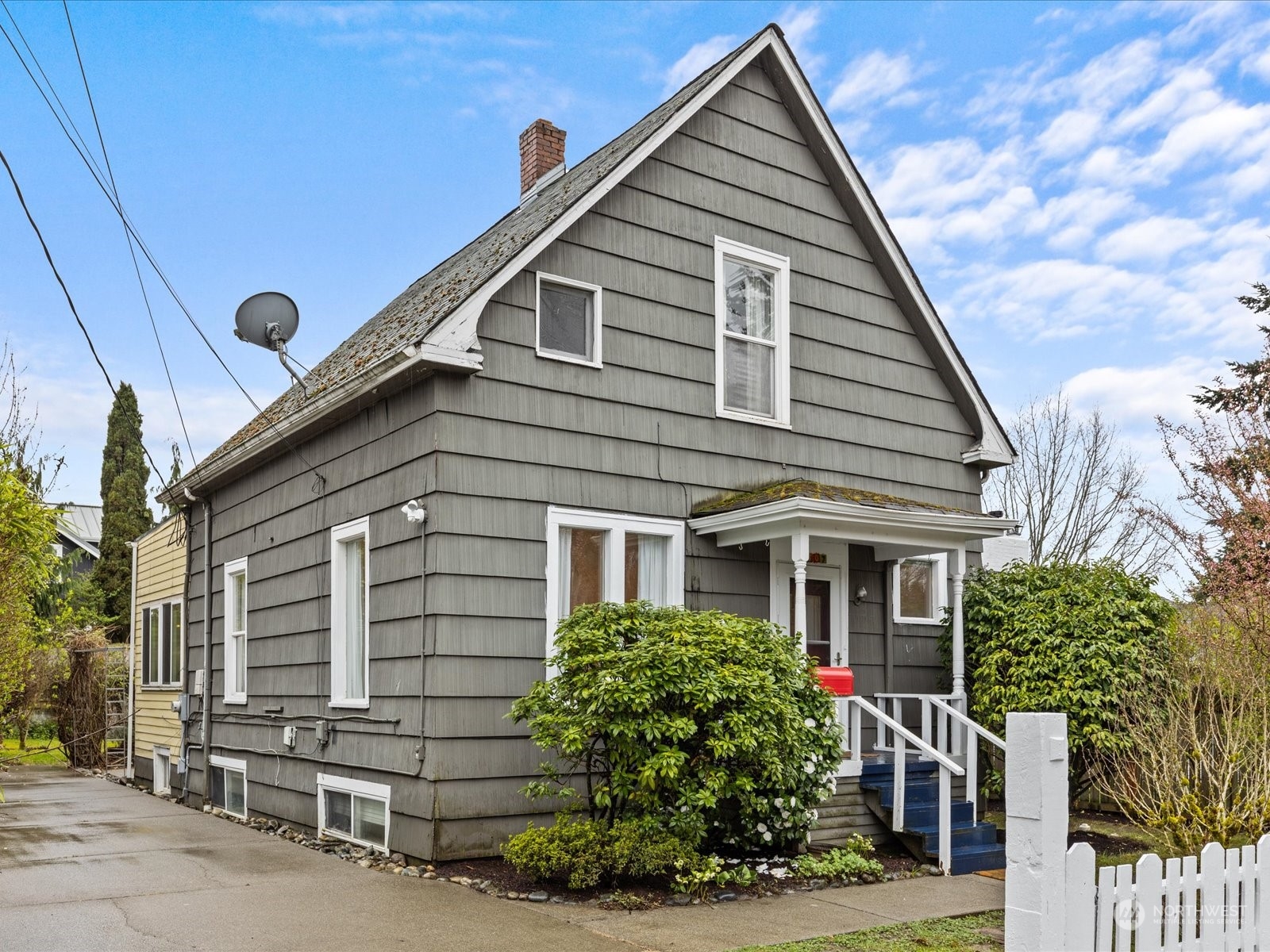 3507 NE 44th Street
