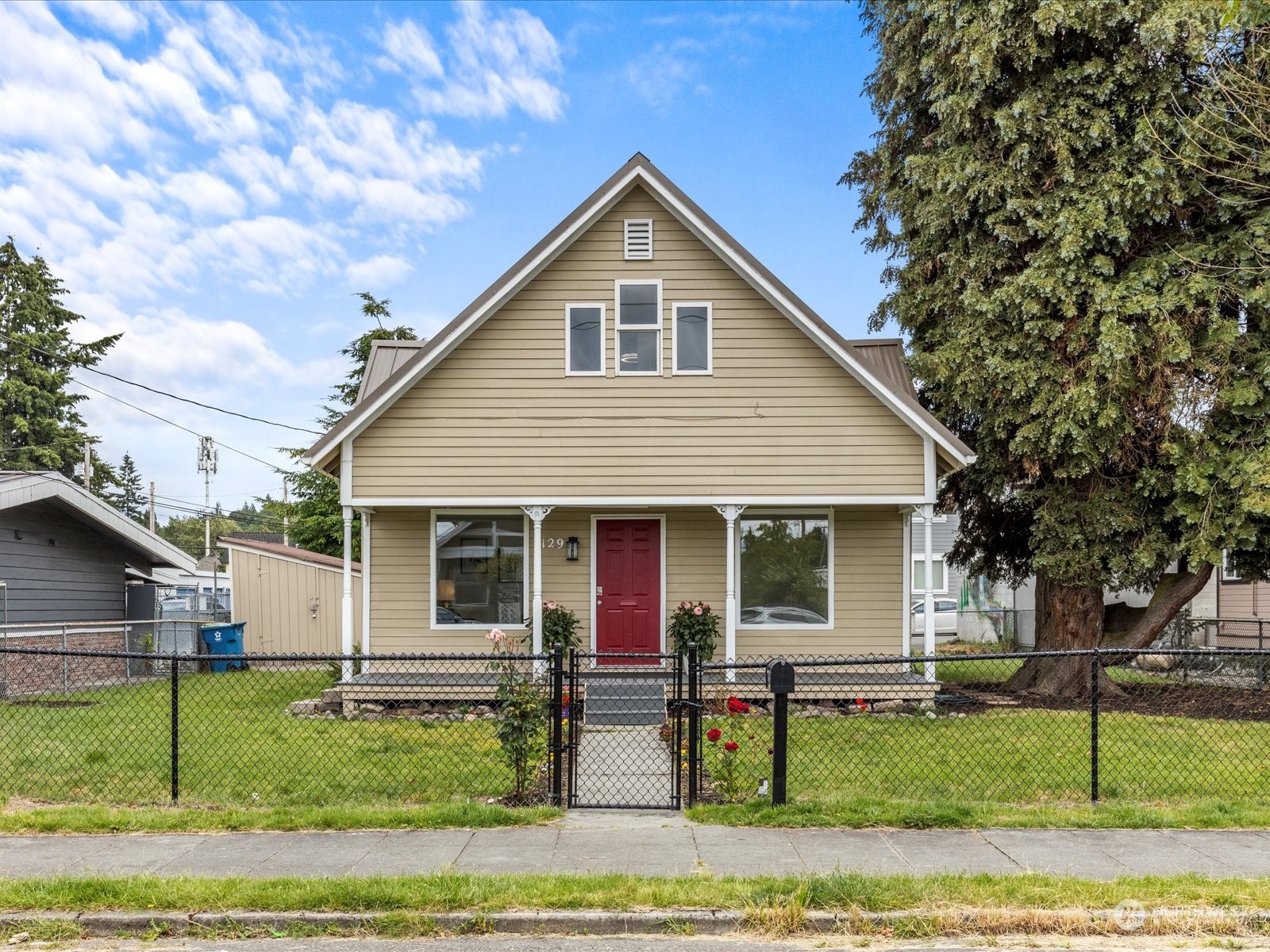 129 S Ferry Avenue