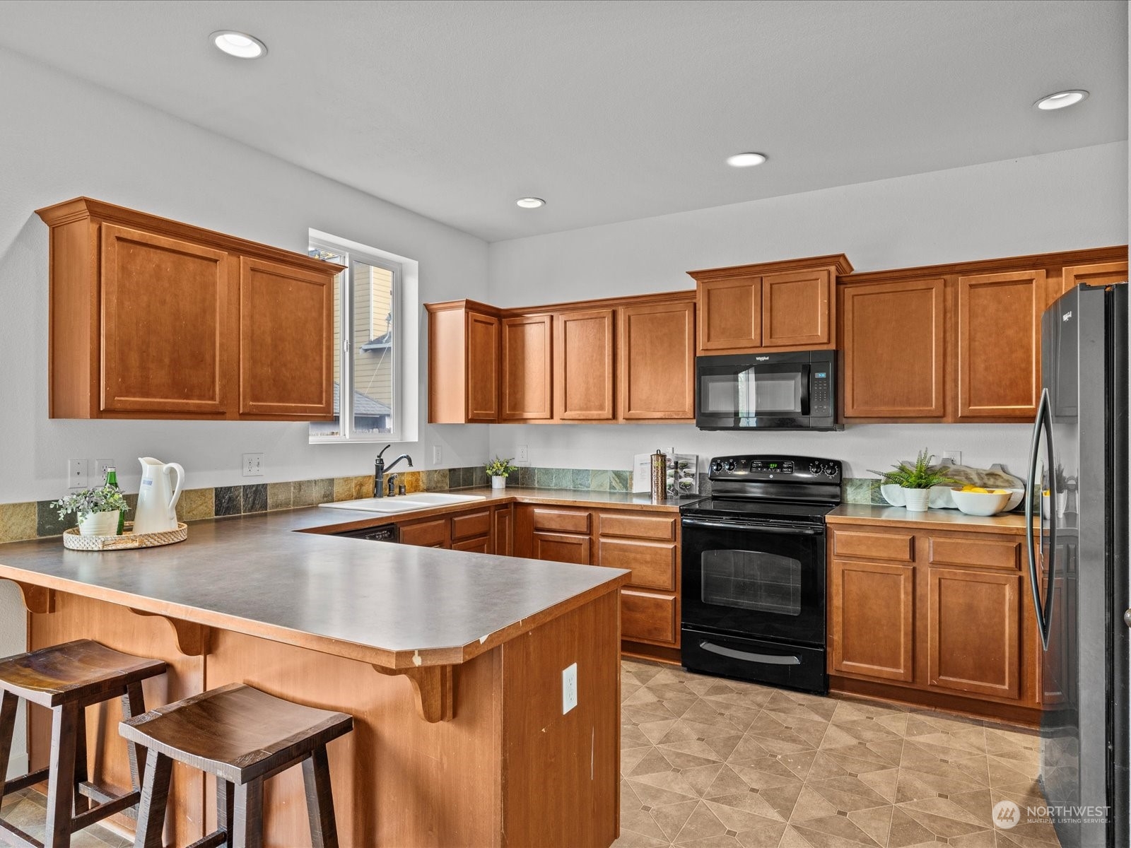 4526 NE 10th Street
