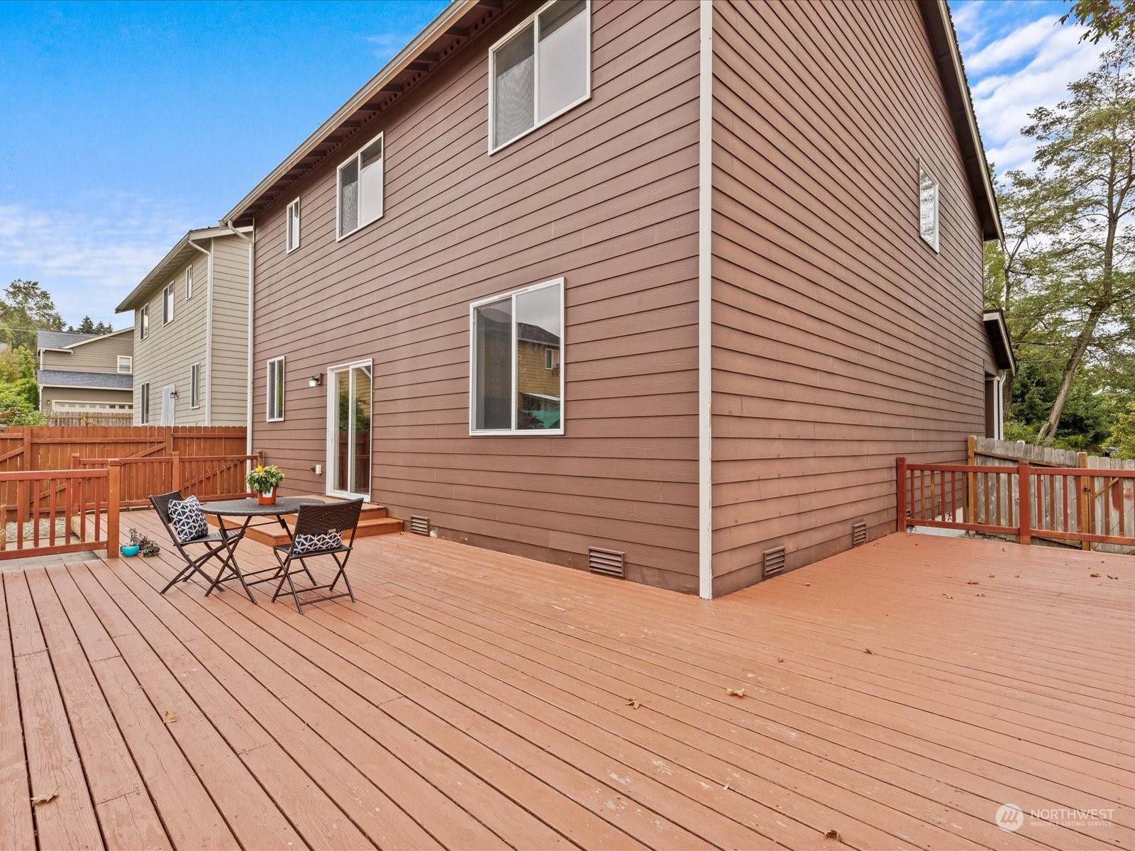 4526 NE 10th Street