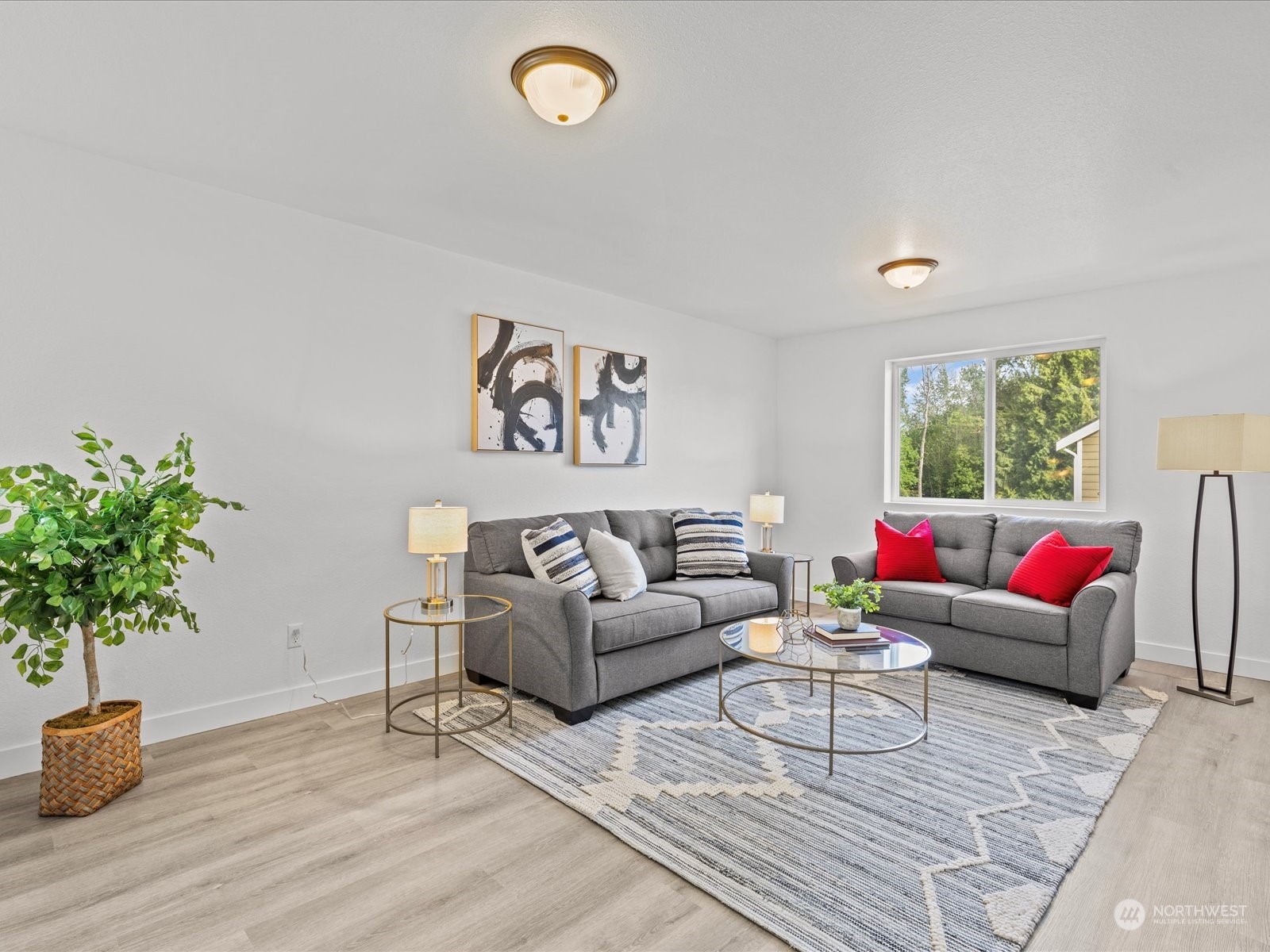 4526 NE 10th Street