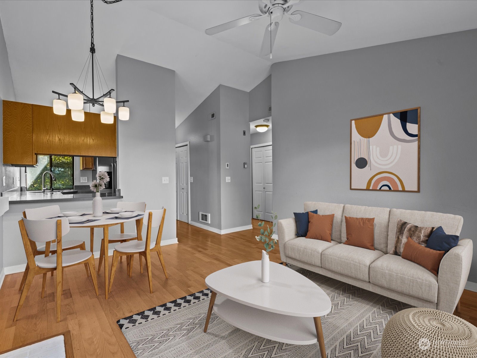406 10th Street Unit: C302