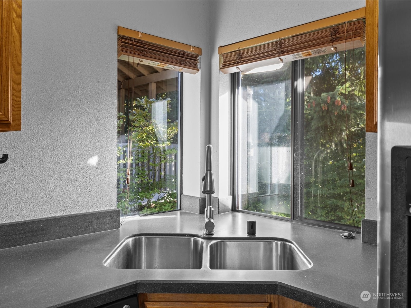 406 10th Street Unit: C302