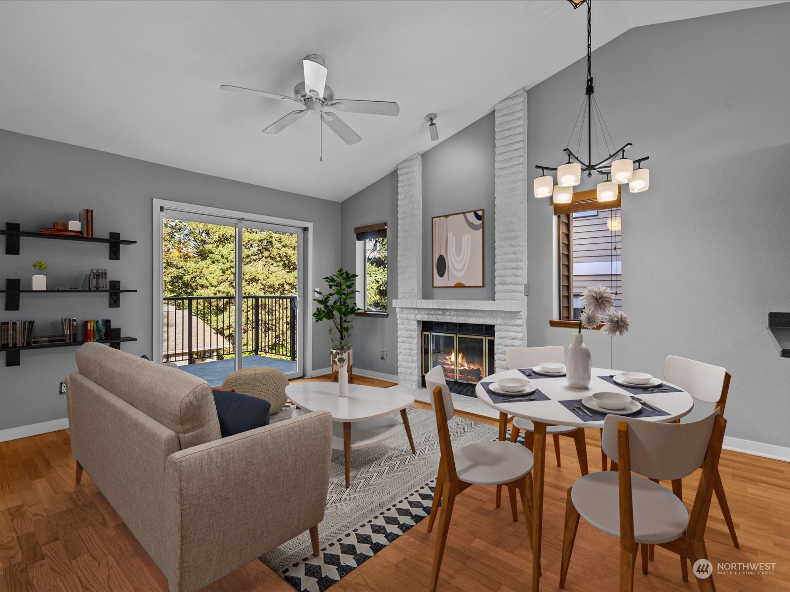 406 10th Street Unit: C302