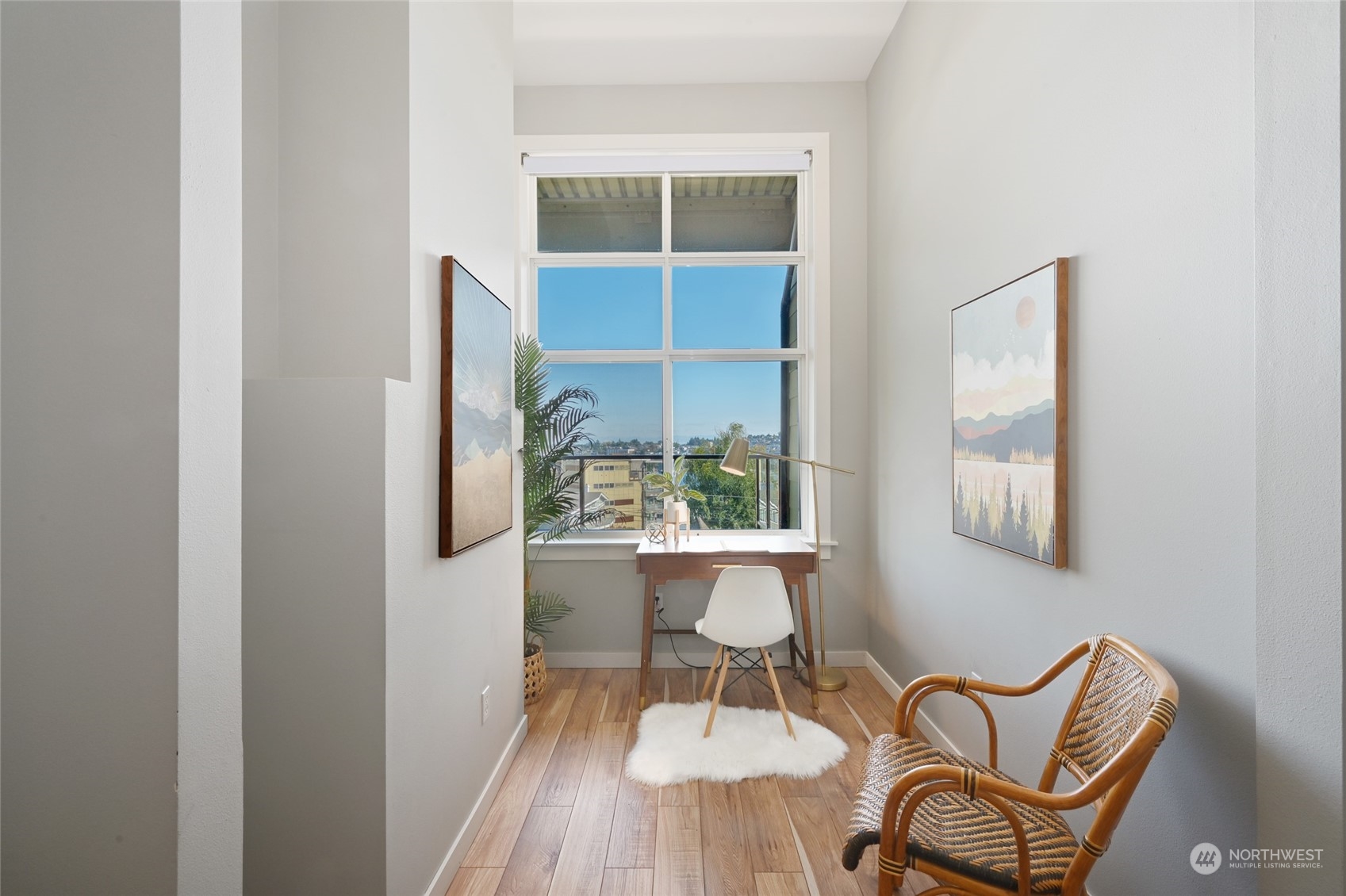 655 Crockett Street Unit: B106