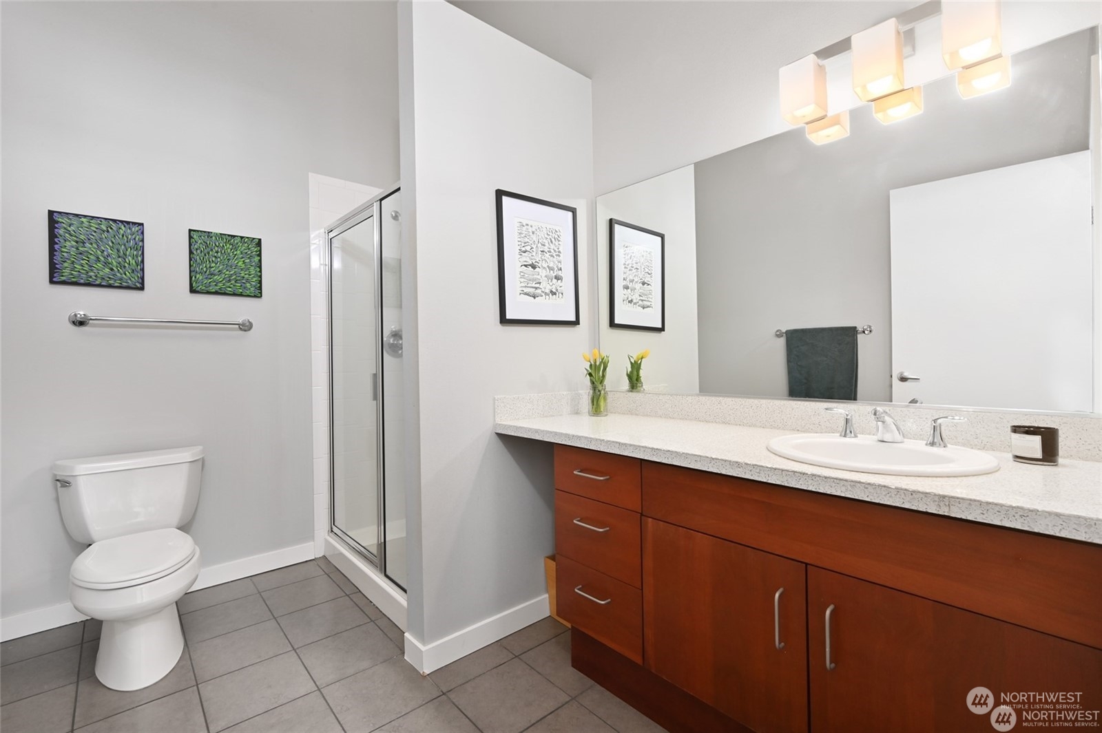 655 Crockett Street Unit: B106