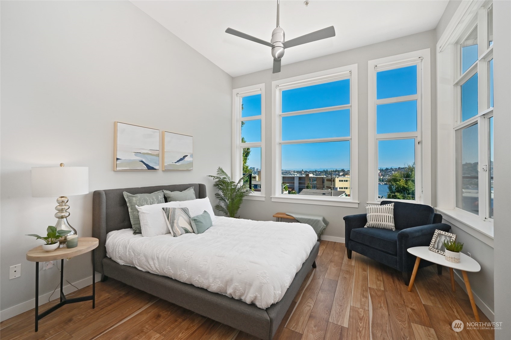 655 Crockett Street Unit: B106