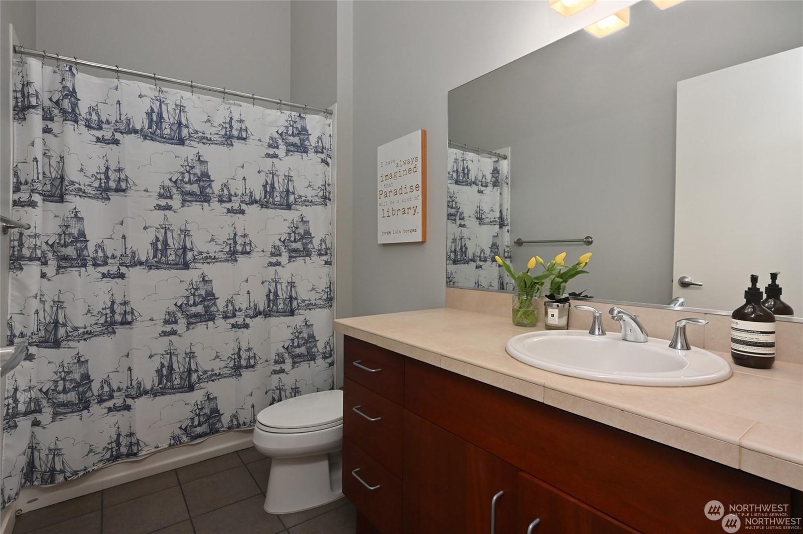 655 Crockett Street Unit: B106