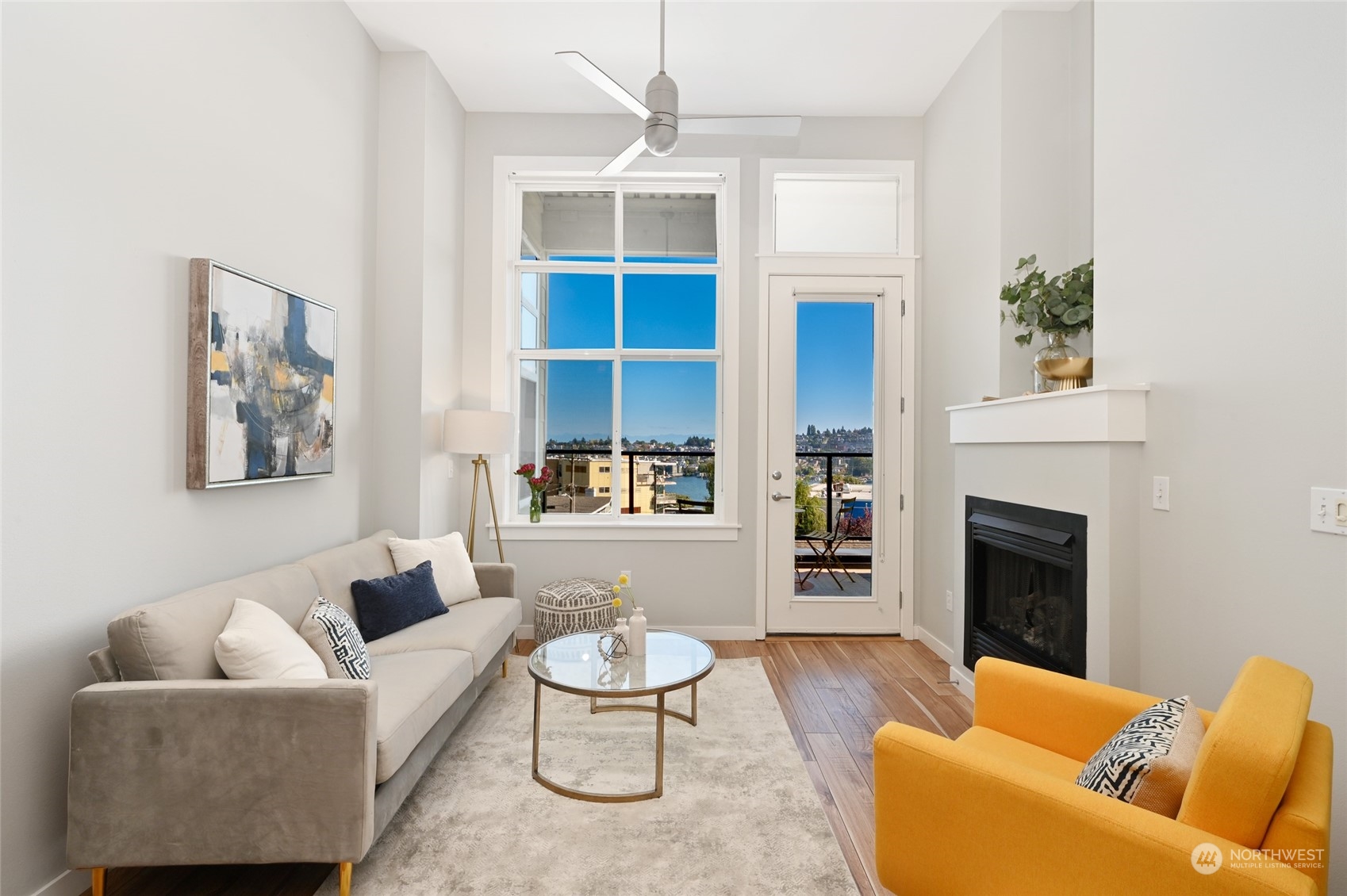 655 Crockett Street Unit: B106