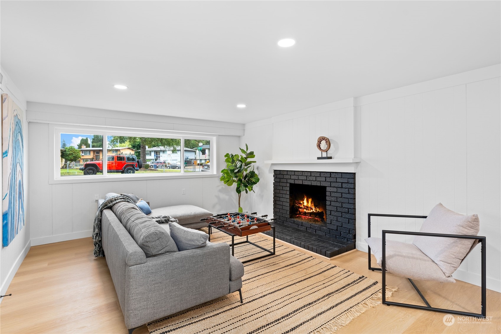 2422 Larlin Dr
