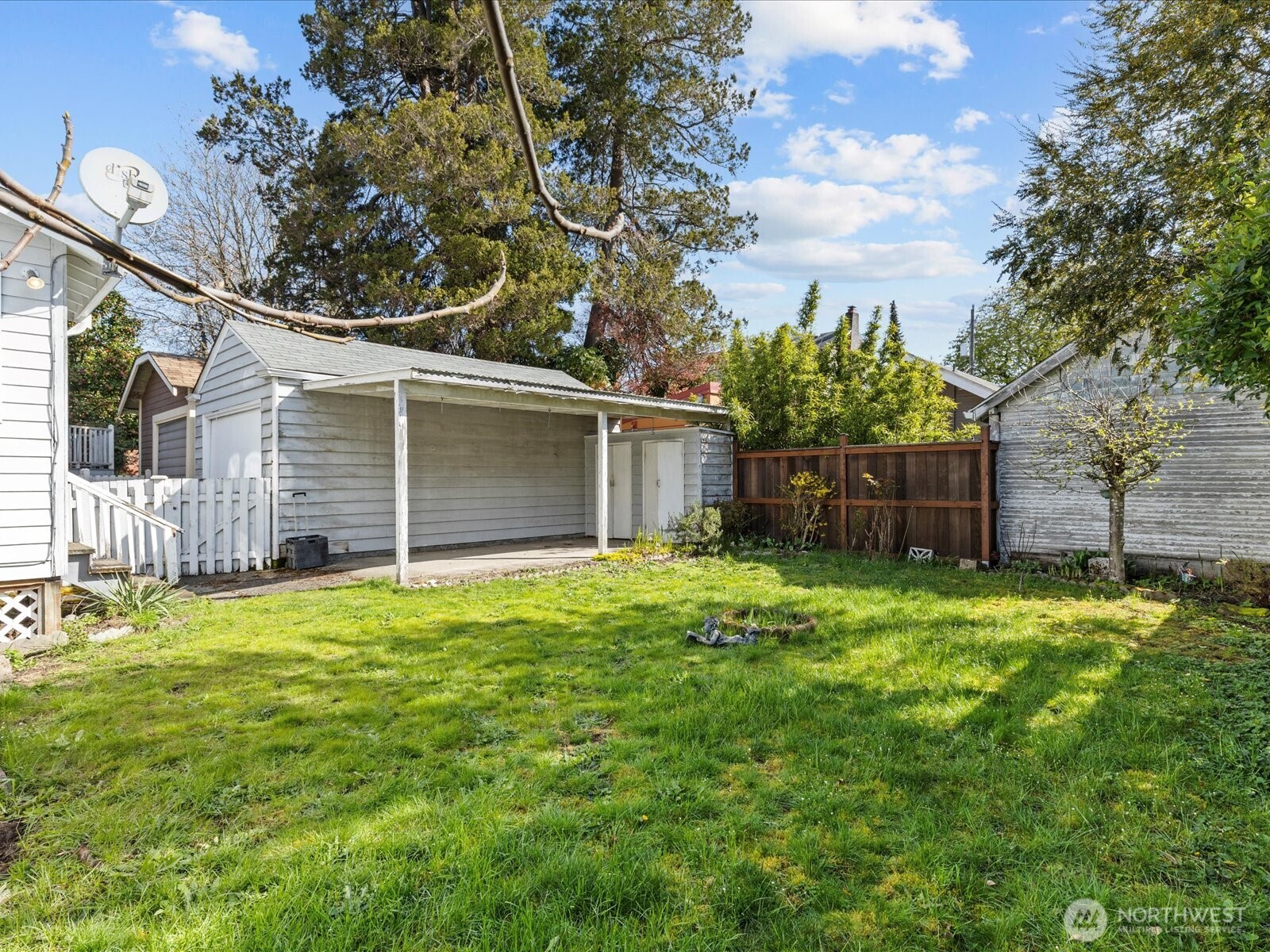 6548 17th Avenue NE