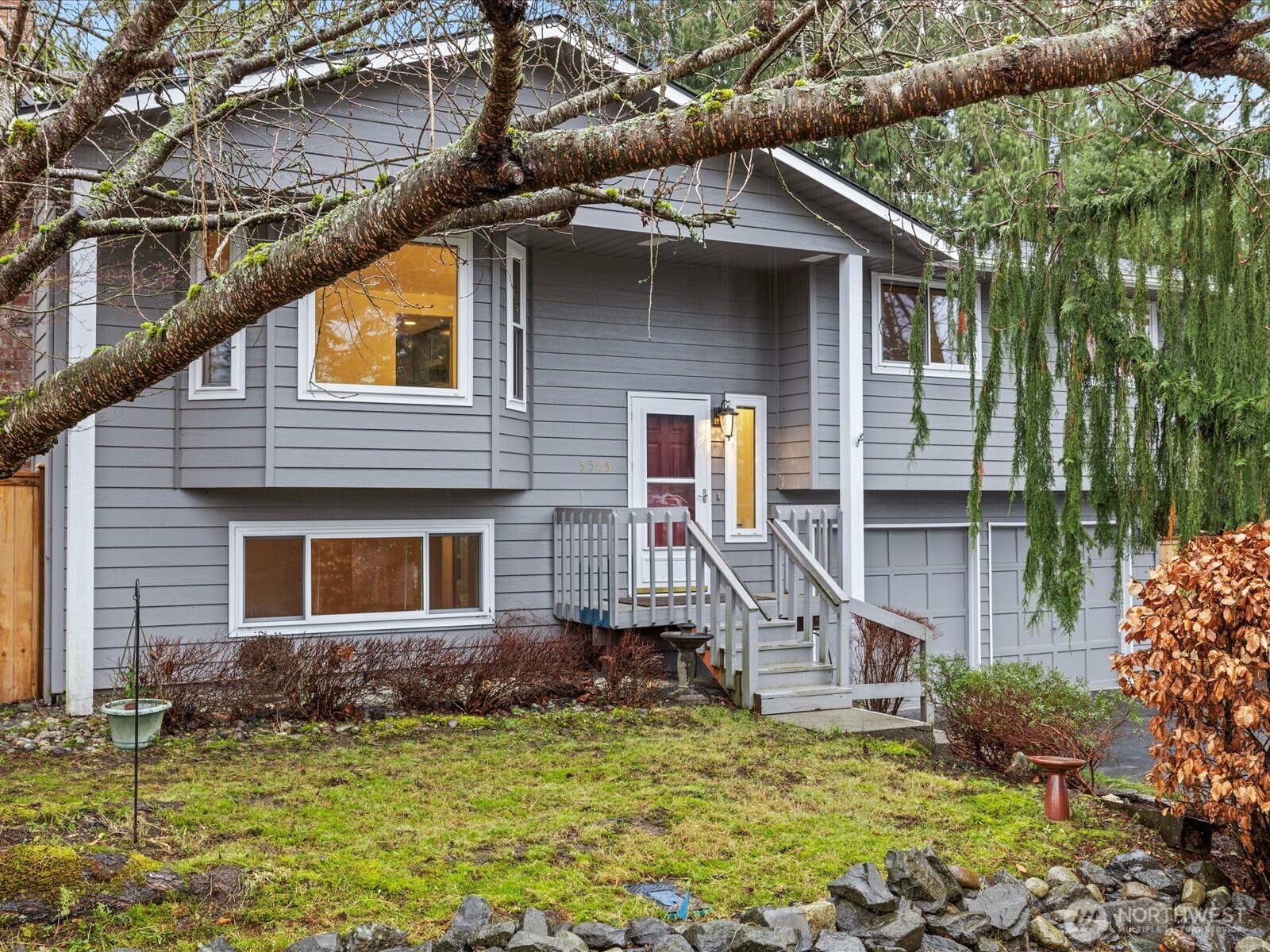 5505 93rd Drive SE