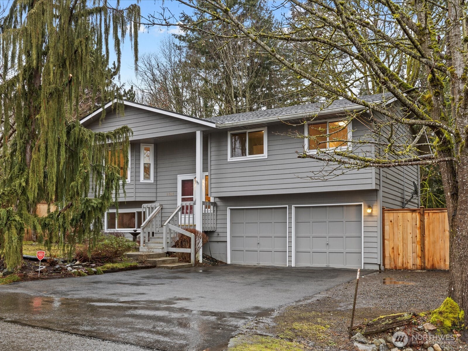 5505 93rd Drive SE