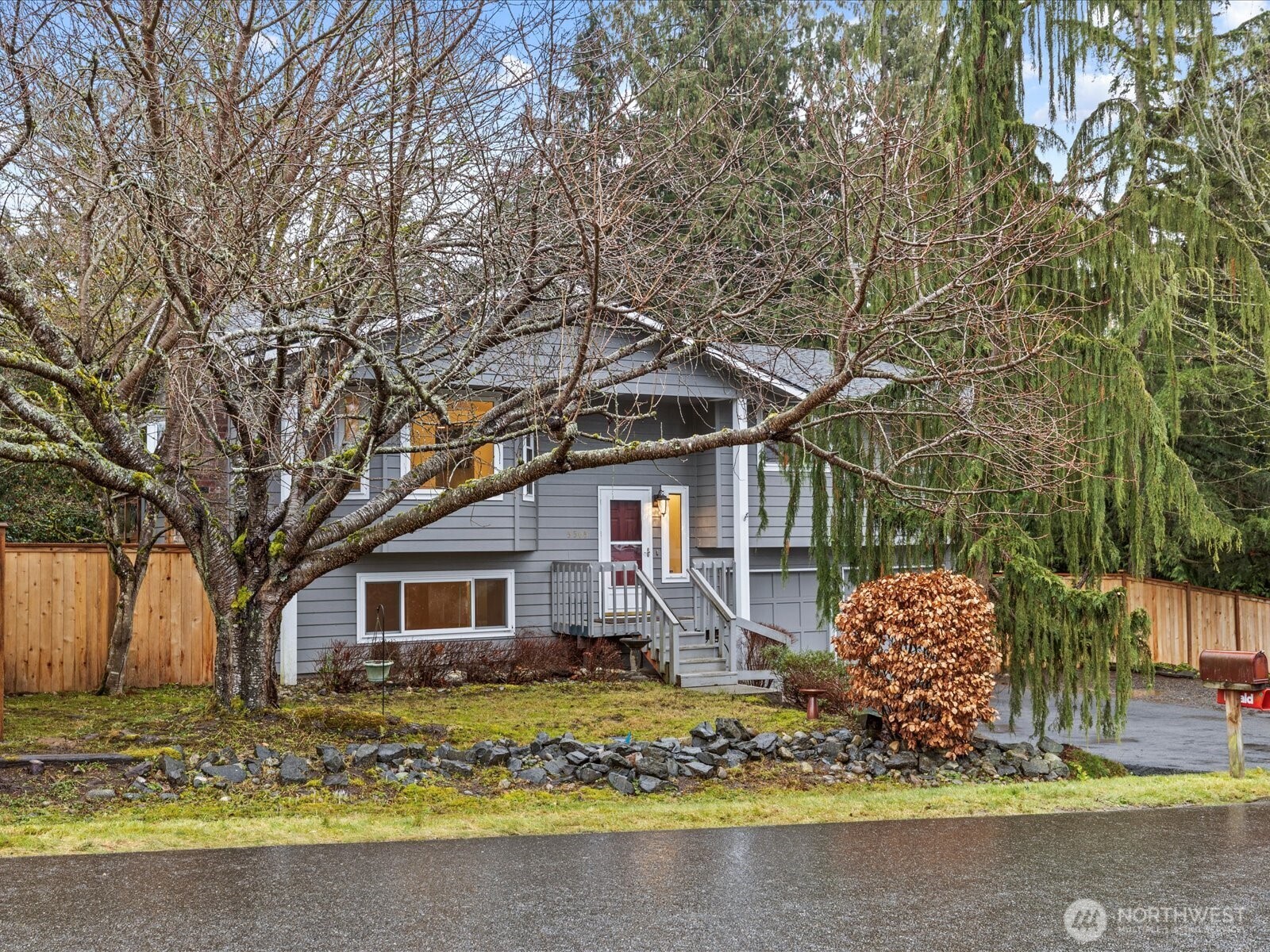 5505 93rd Drive SE