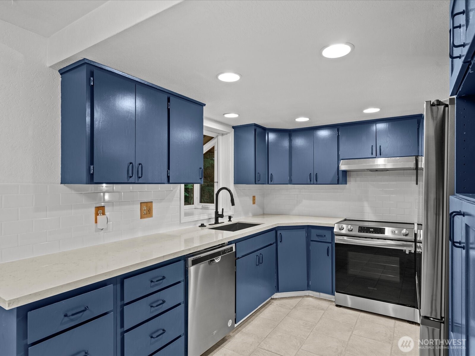 5505 93rd Drive SE