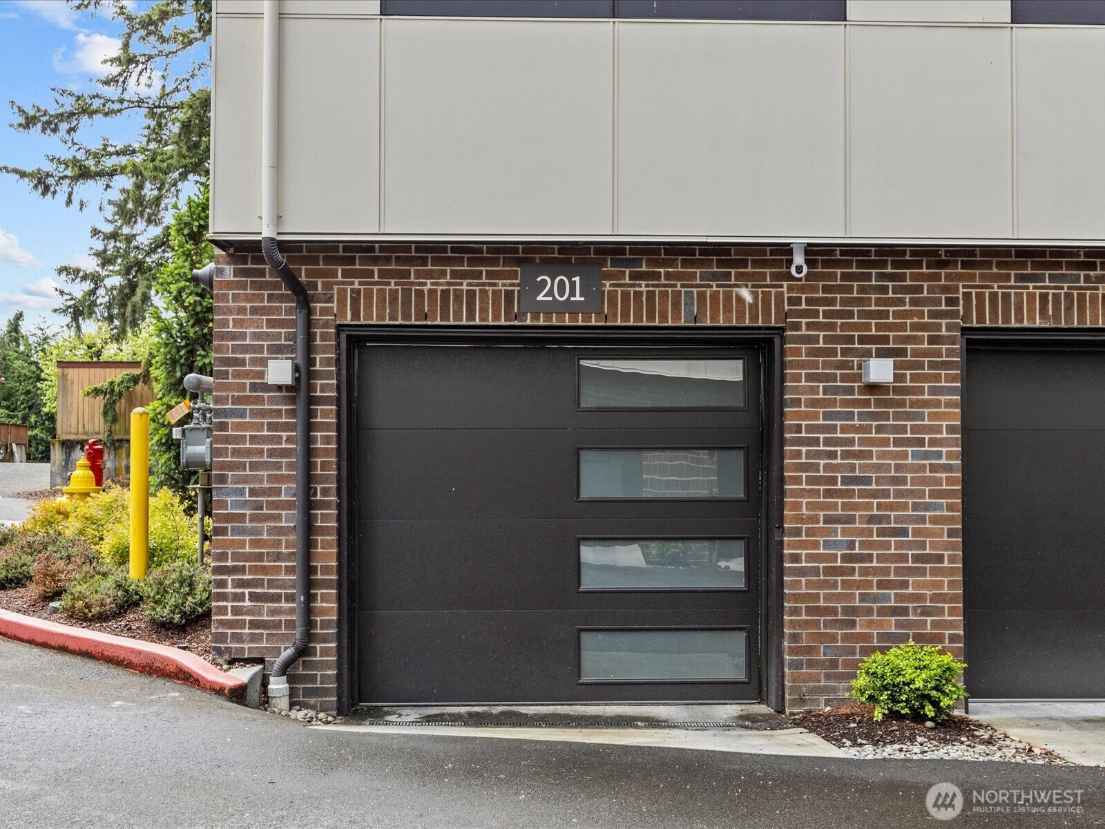 15528 NE 15th Place Unit: 201