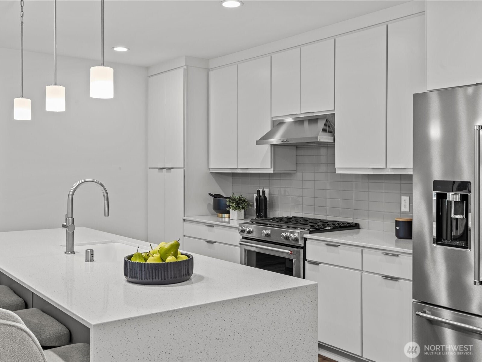 15528 NE 15th Place Unit: 201