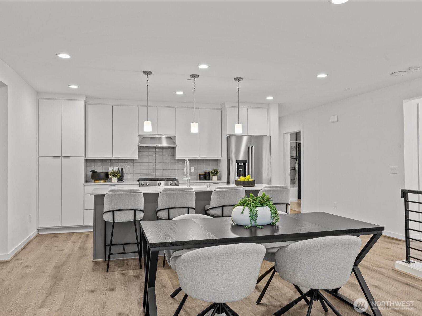 15528 NE 15th Place Unit: 201