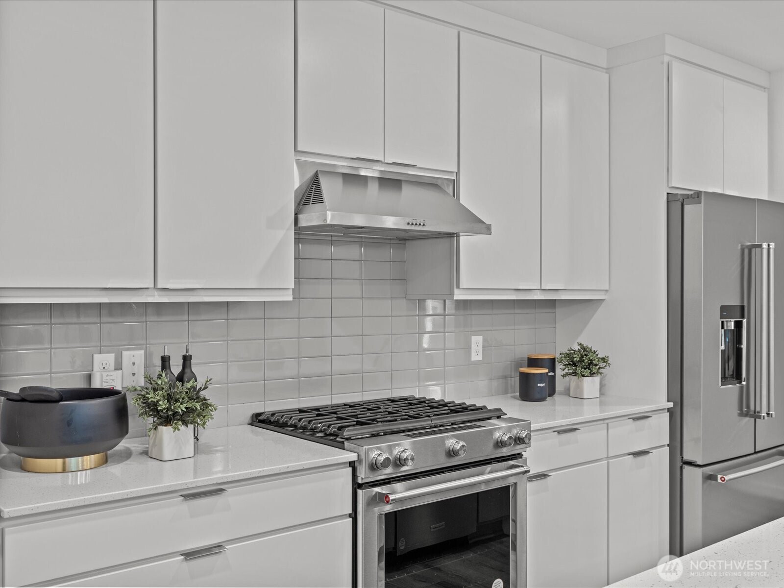 15528 NE 15th Place Unit: 201