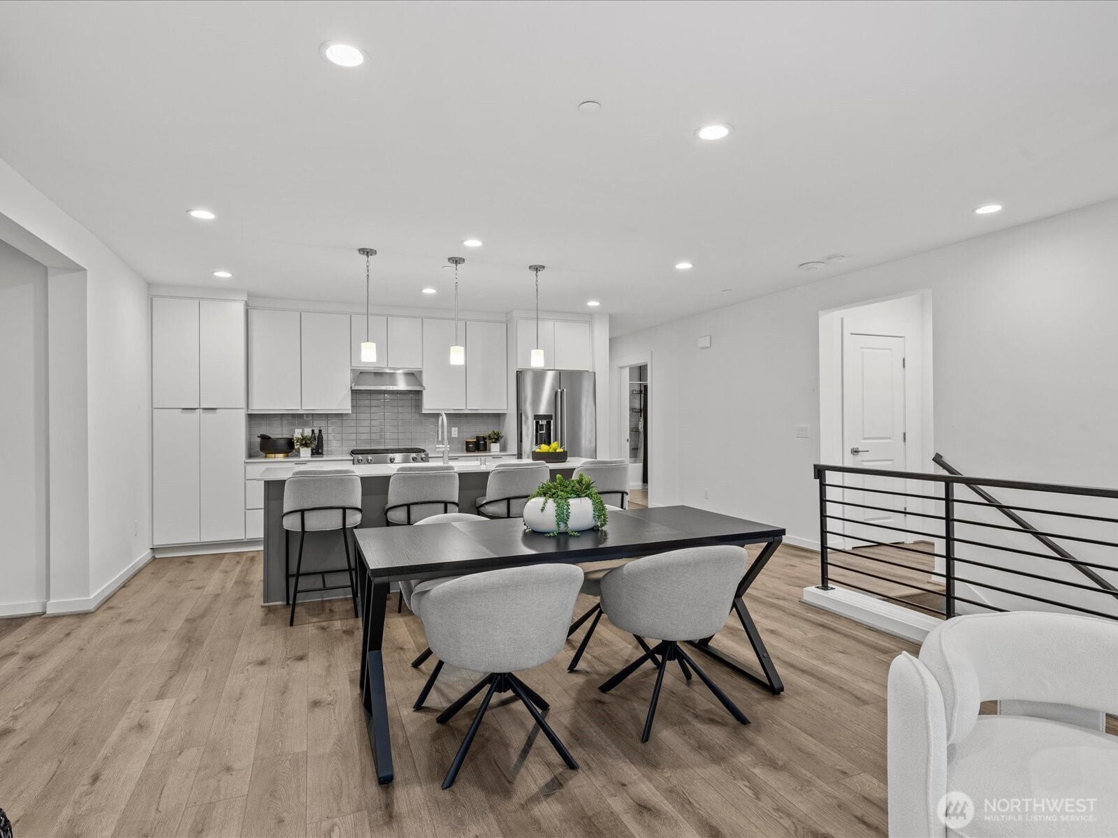 15528 NE 15th Place Unit: 201