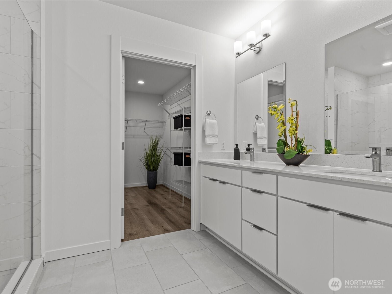 15528 NE 15th Place Unit: 201