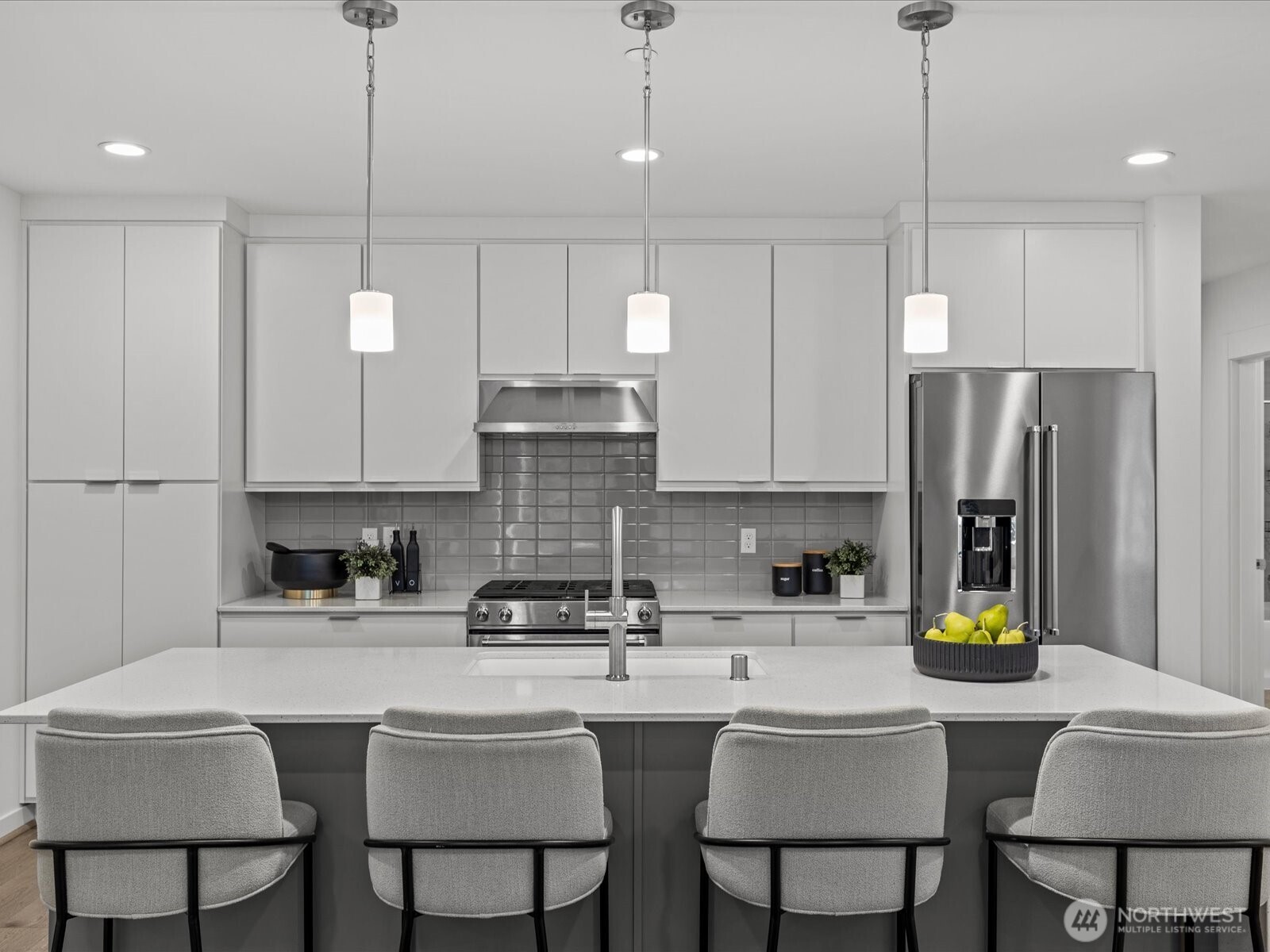 15528 NE 15th Place Unit: 201