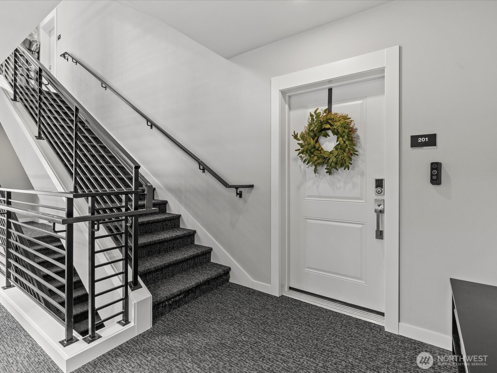 15528 NE 15th Place Unit: 201