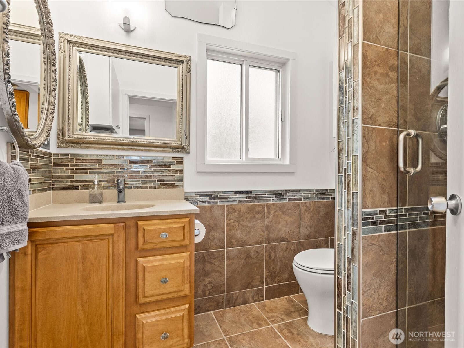 6413 NE 196th Street