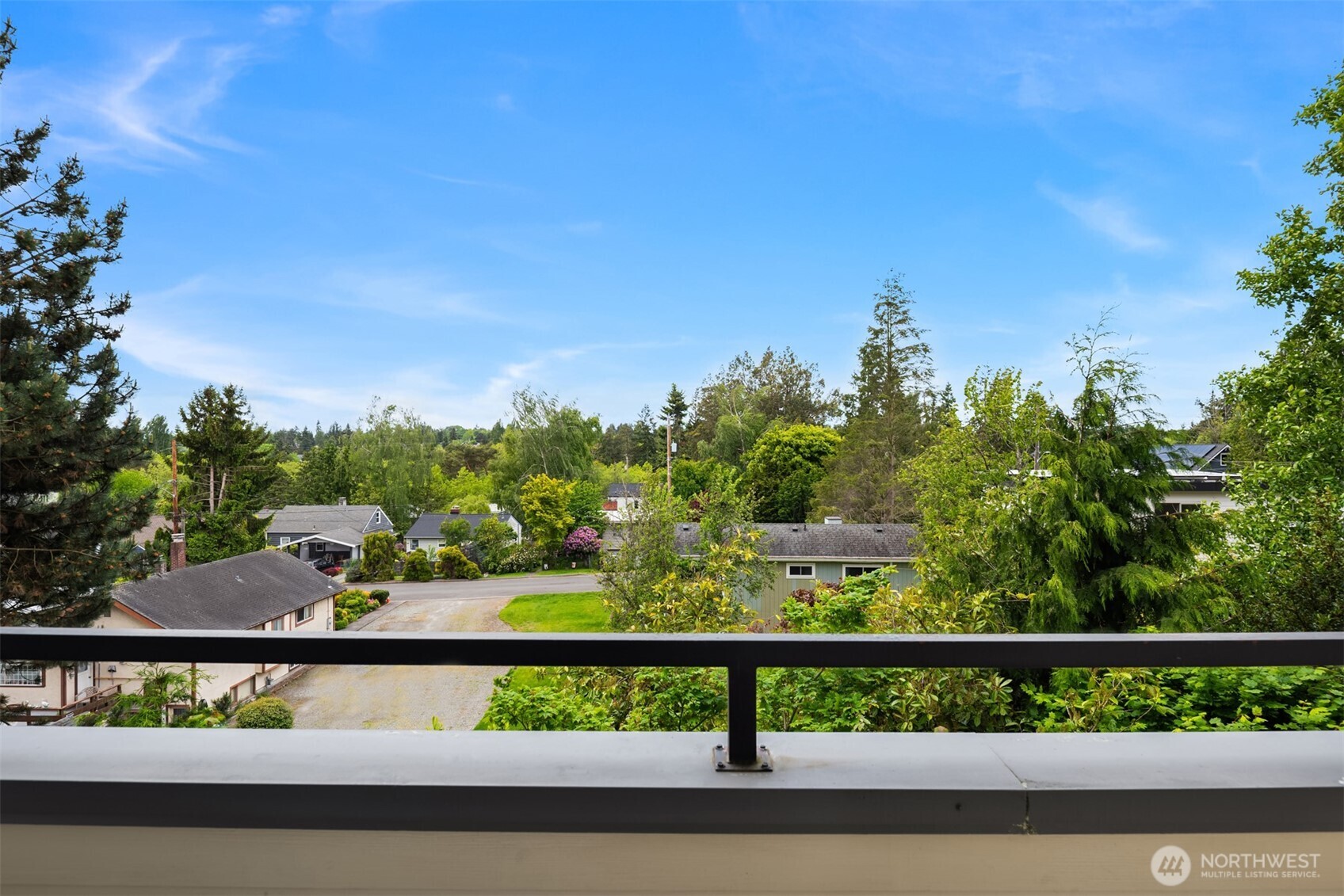 9057 Greenwood Avenue N Unit: 201