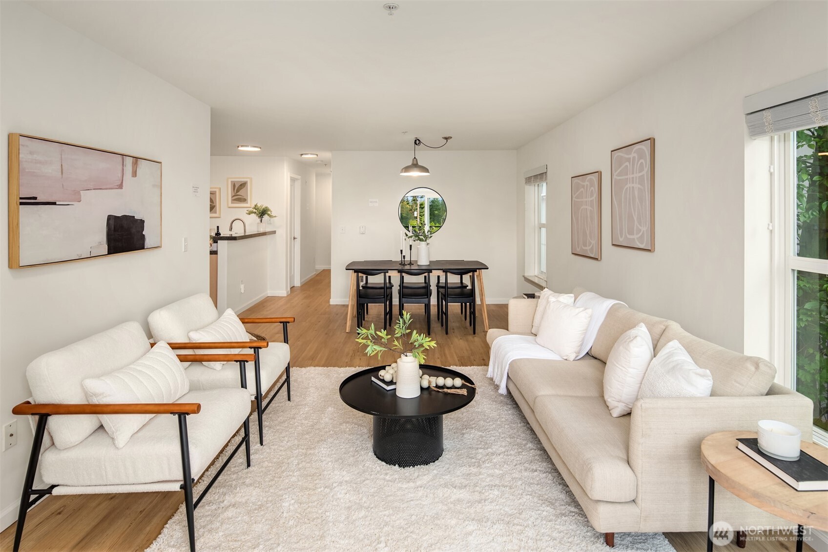 9057 Greenwood Avenue N Unit: 201