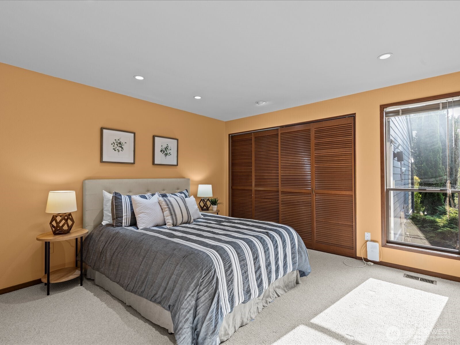 15000 Village Green Drive Unit: 19