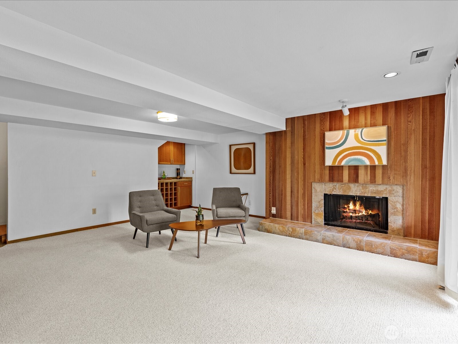 15000 Village Green Drive Unit: 19