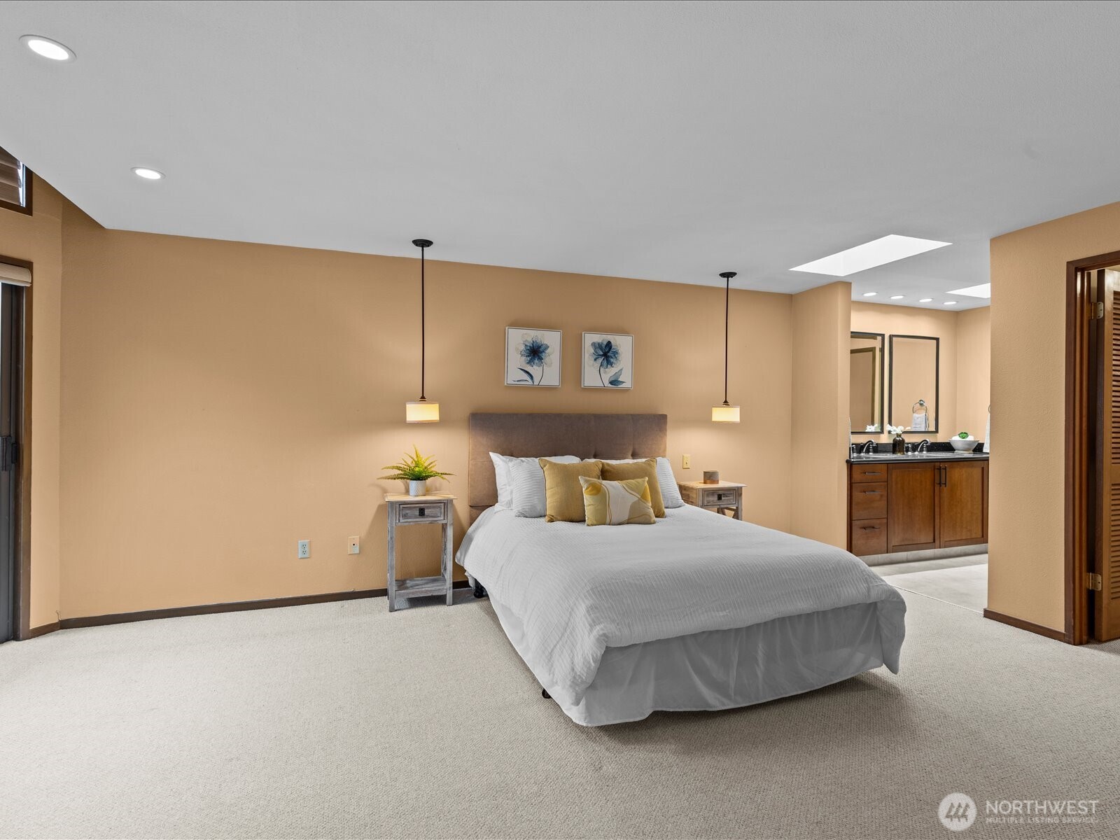 15000 Village Green Drive Unit: 19