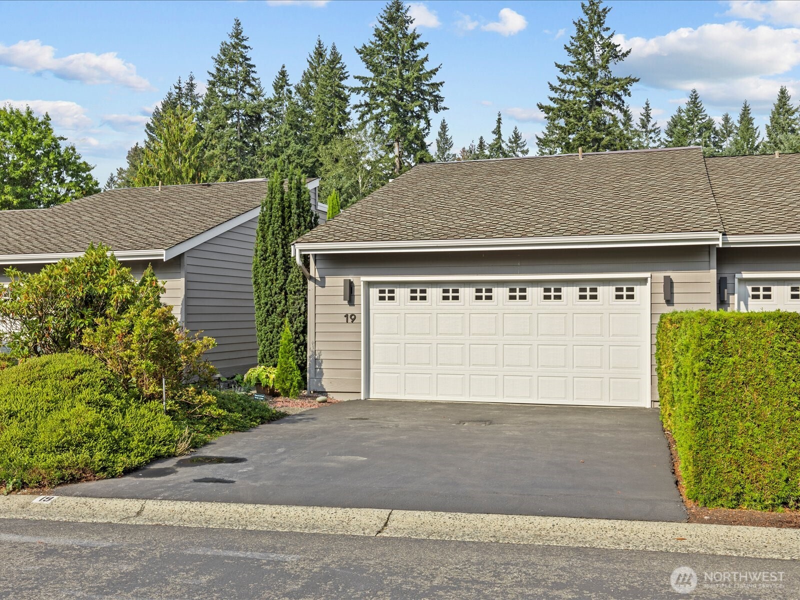 15000 Village Green Drive Unit: 19